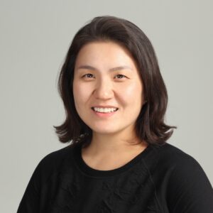 Jee-Young Park Photo